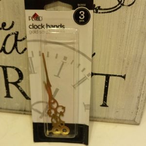 Plaid clock hands